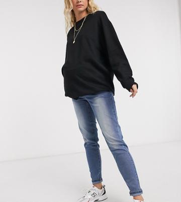 Pieces Maternity Mom Jeans In Blue-blues