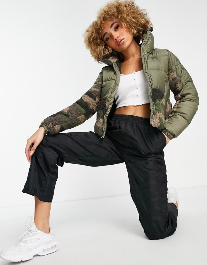 Columbia Leadbetter Point Sherpa Jacket In Green Camo
