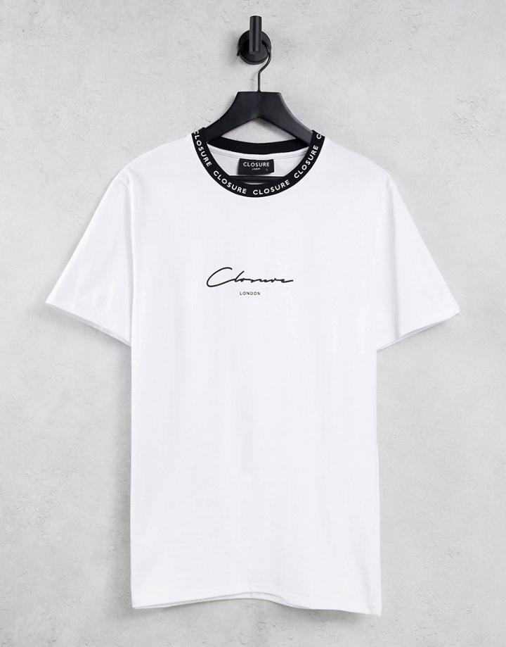 Closure Printed Logo T-shirt In White