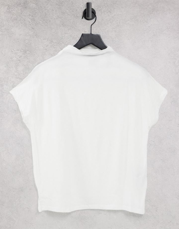 Vero Moda T-shirt With High Neck In White