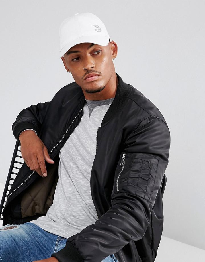 Mitchell & Ness Victory Adjustable Baseball Cap Atlanta Hawks - White