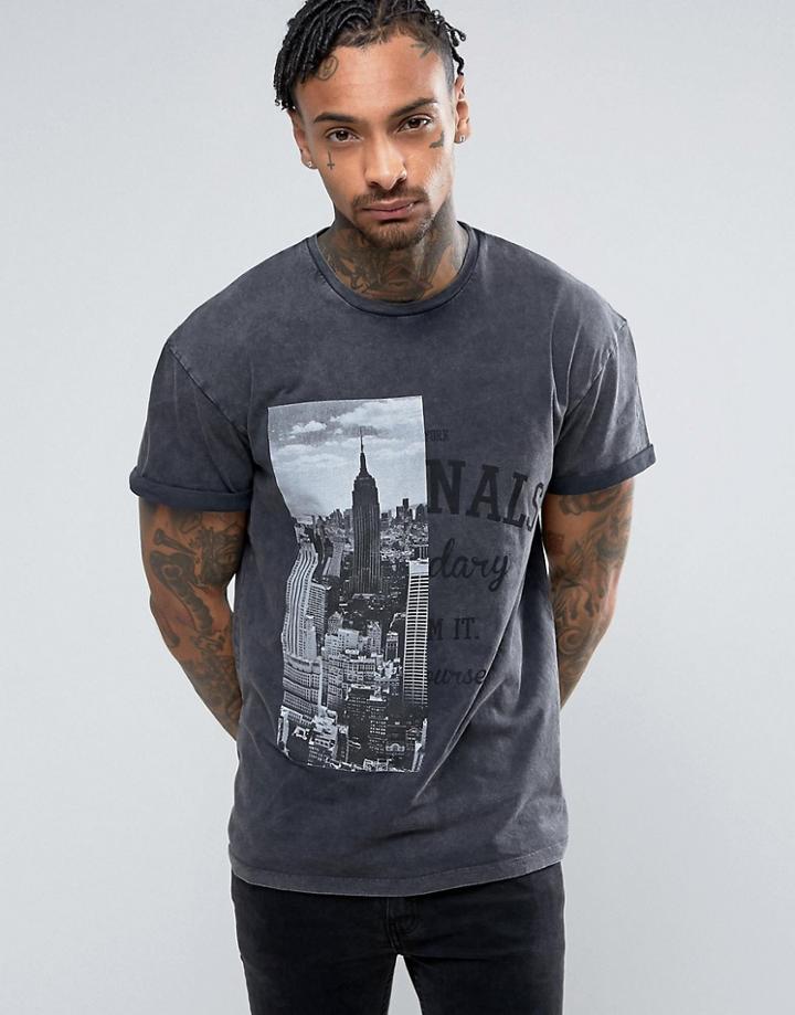 New Look T-shirt With Splice Print In Gray Acid Wash - Gray