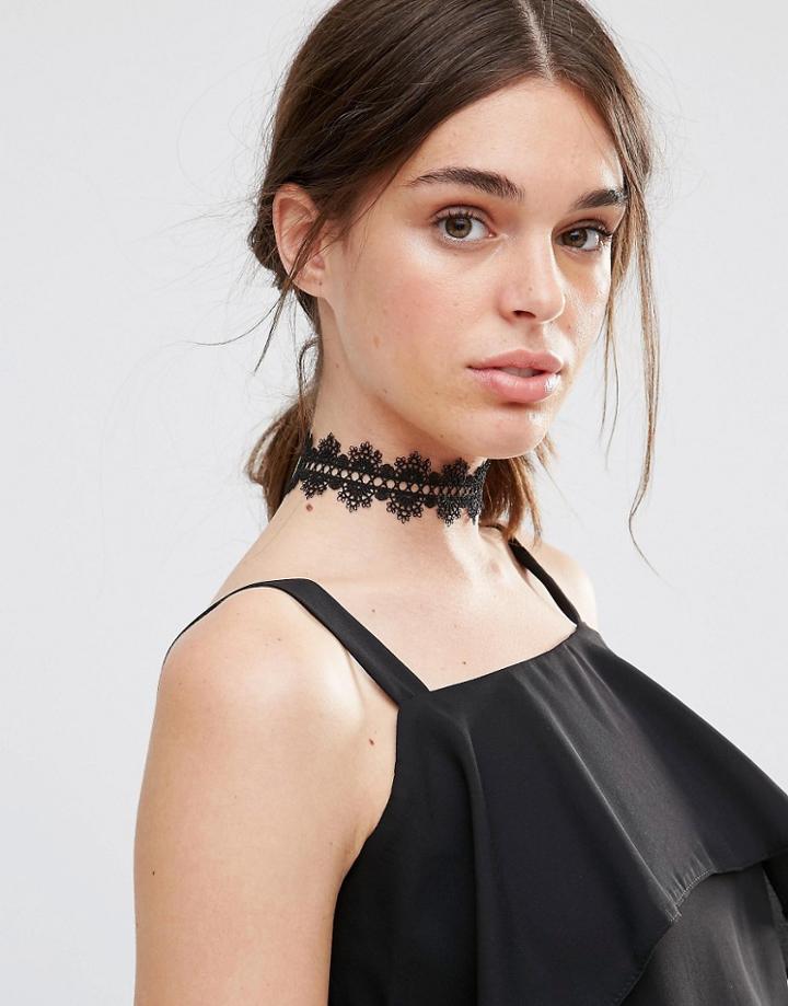 Cara Ny Lace Choker Necklace - Black