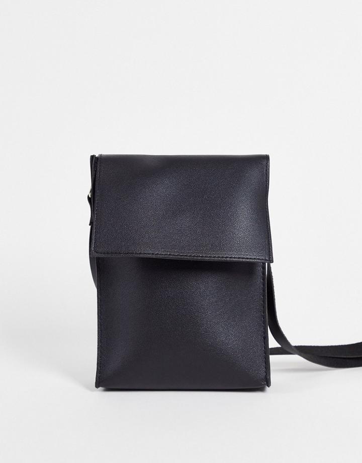 Svnx Cross Body Bag In Black