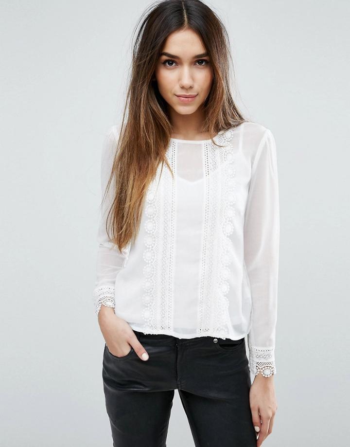 Traffic People Woven Top Pleat Detail Top - White