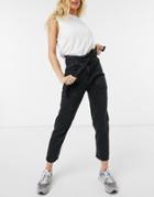 Only Maya Carrot Leg Jeans With High Waist In Black
