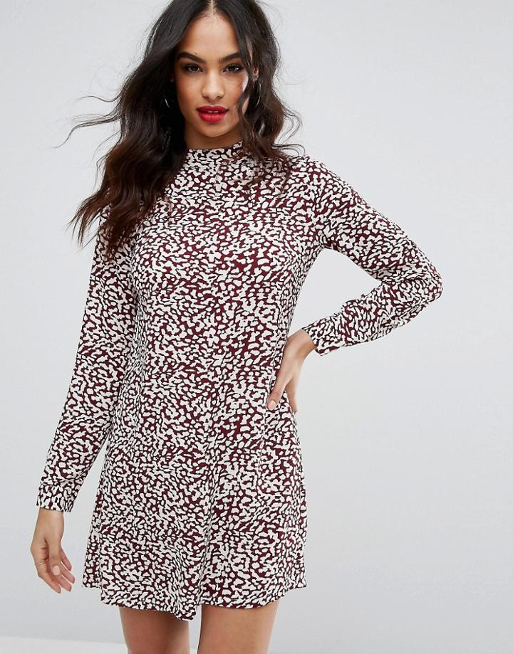 Prettylittlething Animal Print Shift Dress - Red