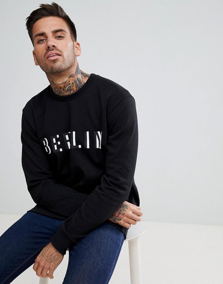 Hugo Fleece Berlin Logo Crew Neck Sweat In Black - Black
