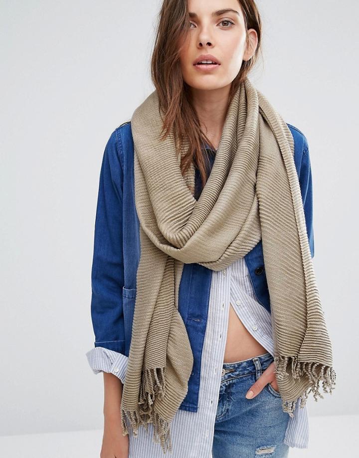 Pieces Woven Scarf With Tassels In Gray - Gray