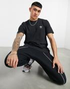 Adidas Originals Essentials T-shirt In Black With Small Logo