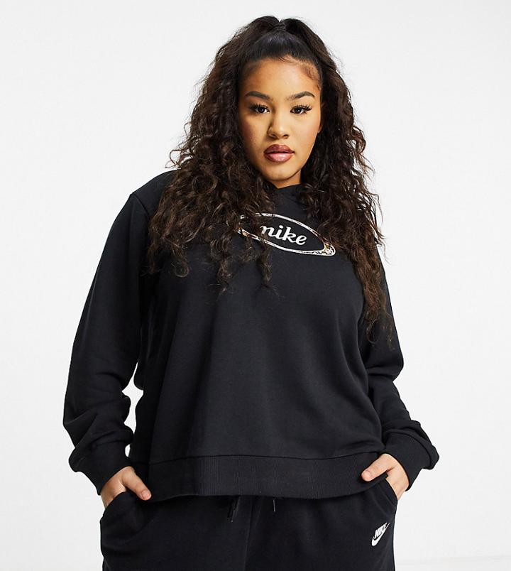 Nike Plus Femme Hoodie In Black