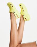 Crocs Classic Shoes In Banana-yellow