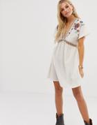 En Creme Dress With Embroidered Kimono Sleeves - Cream