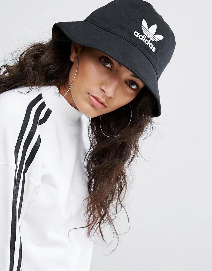 Adidas Originals Logo Bucket Hat In Black - Black