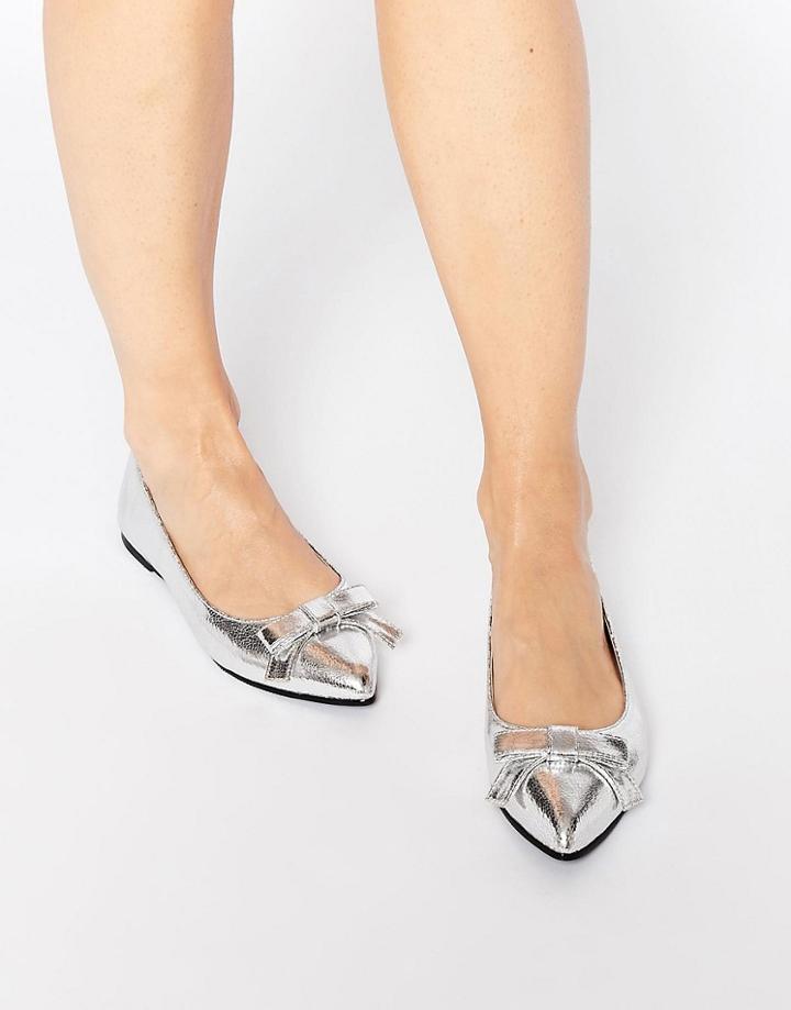 London Rebel Bow Point Flat Shoes - Silver