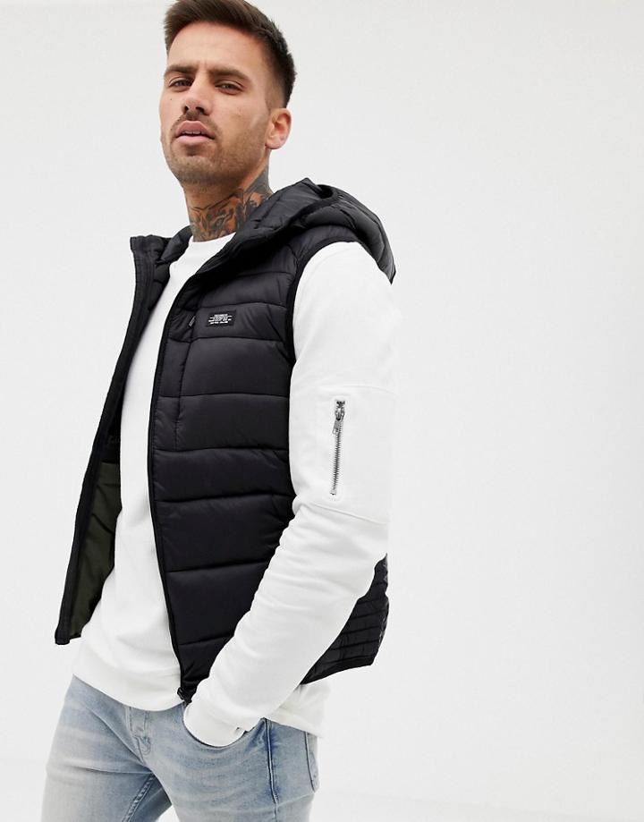 Pull & Bear Padded Vest In Black - Black