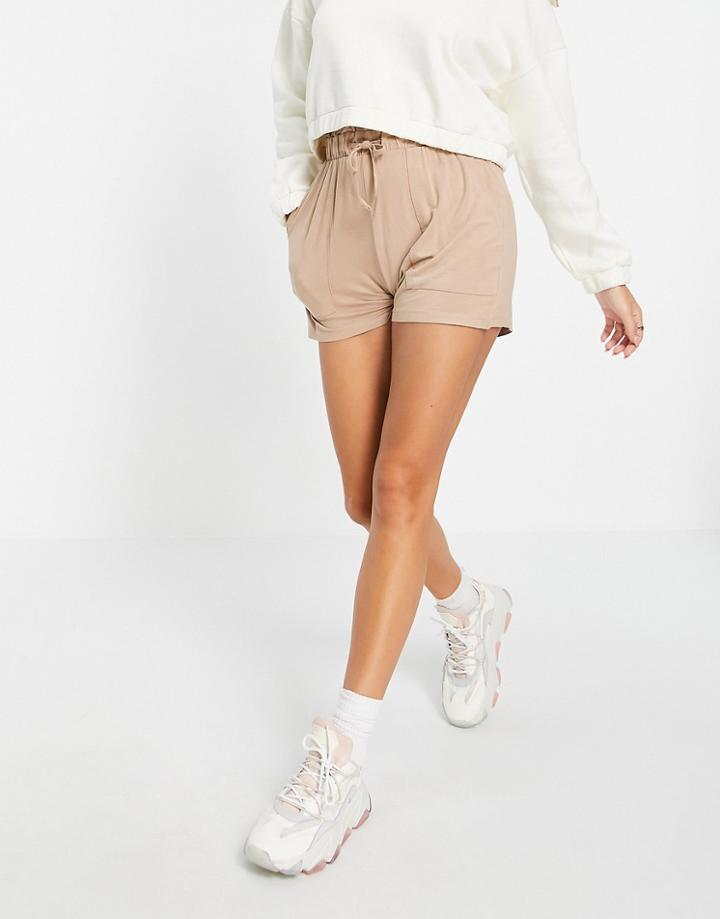 Pieces Shorts With Paperbag Waist In Camel-neutral