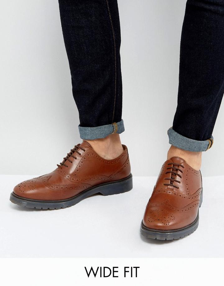 Asos Wide Fit Brogue Shoes In Tan Leather With Ribbed Sole - Tan