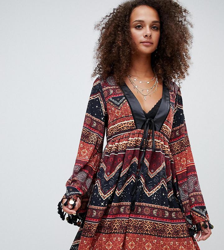 Kiss The Sky Shift Dress In Celestial Print-red