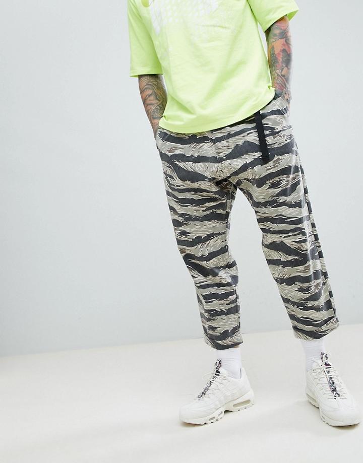 Antimatter Joggers In Camo - Green