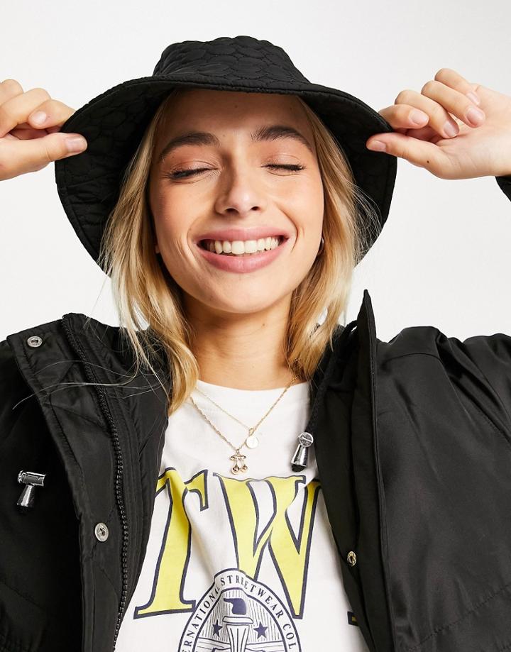 Pieces Quilted Bucket Hat In Black