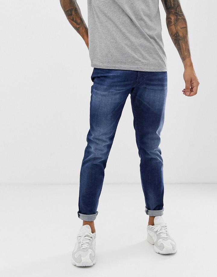 Diesel D-bazer Tapered Slim Fit Jeans In 084gr Mid Wash - Blue