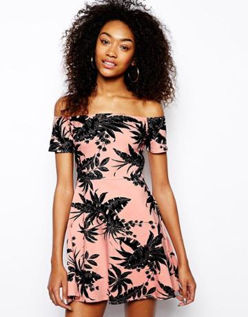 Motel Off Shoulder Skater Dress In Hawaiian Print