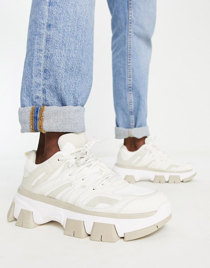 Bershka Chunky Runner Sneakers In Beige-neutral