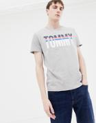 Tommy Hilfiger Graphic T-shirt - Gray