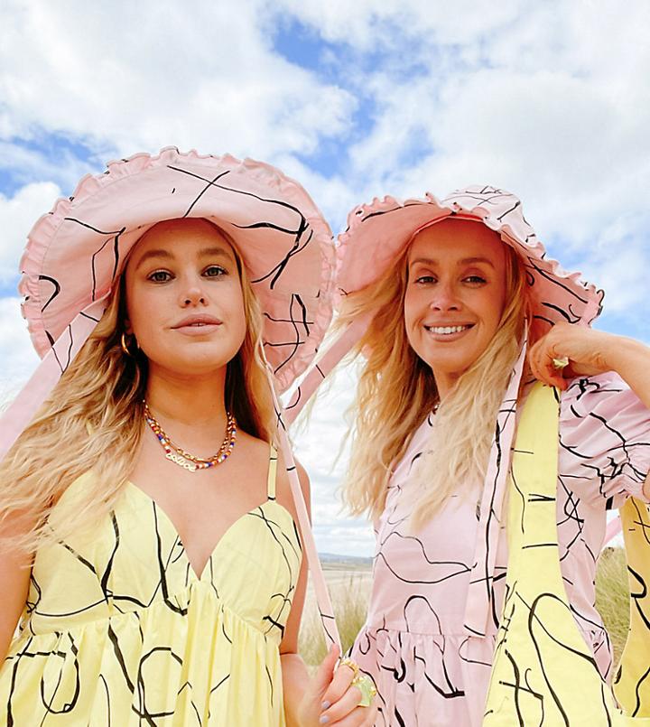 Labelrail X Olivia & Alice Wide Brimmed Bucket Hat With Ties And Frill Edge In Abstract Line Print-pink