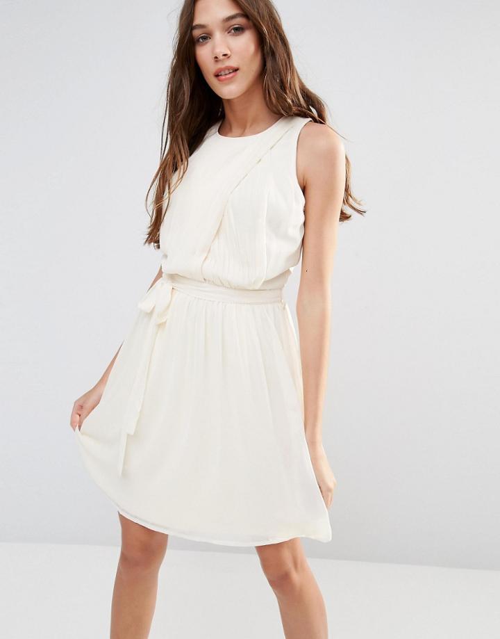 Lavand Pleated Skirt Skater Dress In White - Off White
