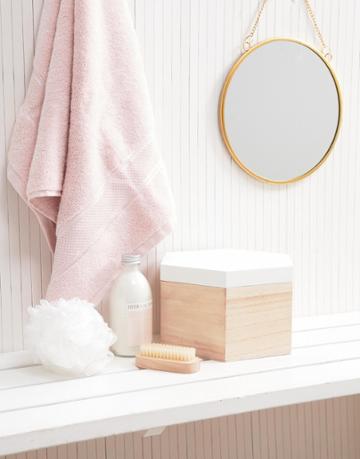 Chickidee White Hexagonal Jewelry Box - White