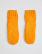 Noisy May Cable Knitted Mittens - Yellow