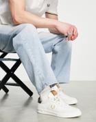 Fred Perry B3388 Leather Trainer In White