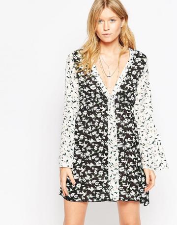Max C Patchwork Beach Dress With Fluted Sleeves - Floral Patchwork