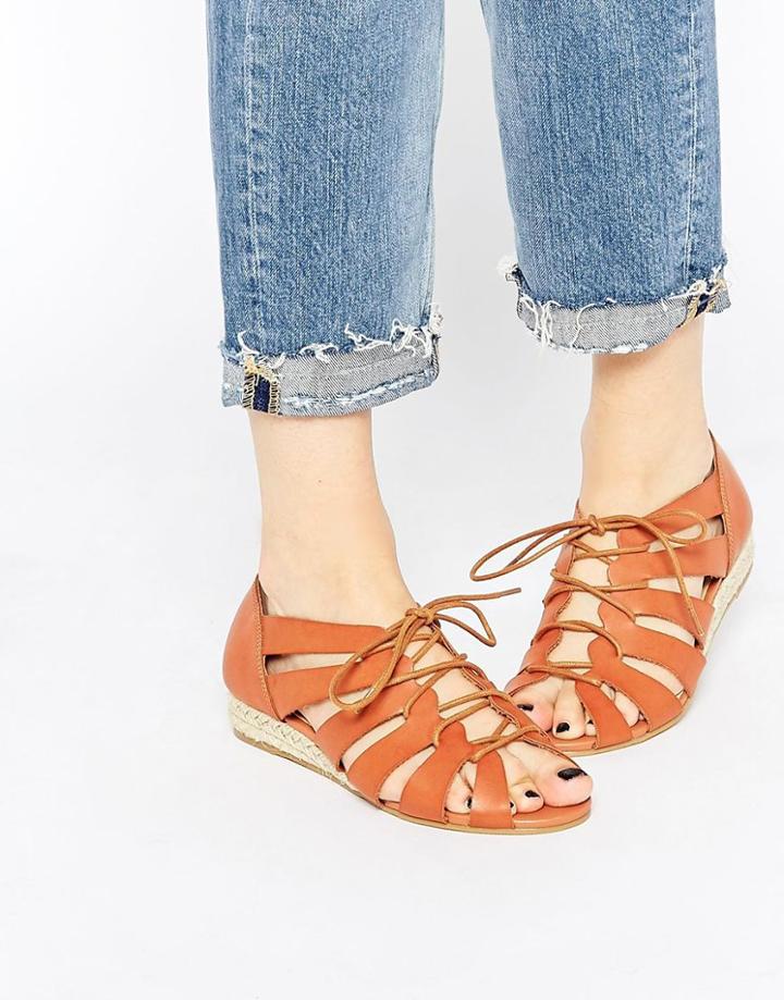 Truffle Collection Debs Gladiator Flat Sandals - Tan Pu