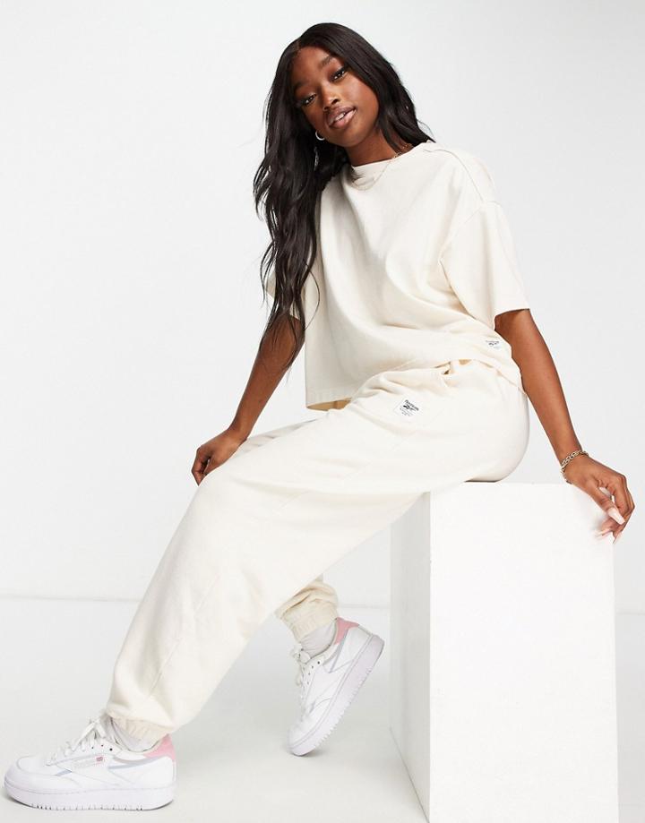 Reebok Sweatpants In Off White - Cream