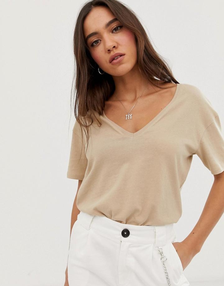 Stradivarius V Neck T Shirt In Beige - Beige