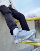 Nike React Live Sneakers In Light Smoke Gray