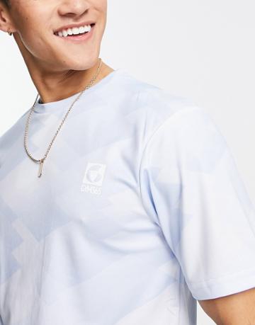 Gym 365 Performance Geometric T-shirt In Pastel Blue-blues