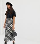 New Look Midi Skirt In Check-black
