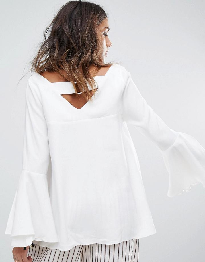 Moon River Back Ring Detail Woven Top - White
