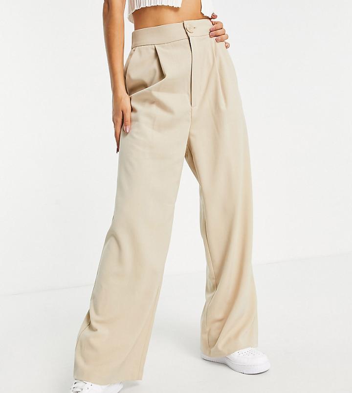 Stradivarius Petite Wide Leg Relaxed Dad Pants In Beige-neutral