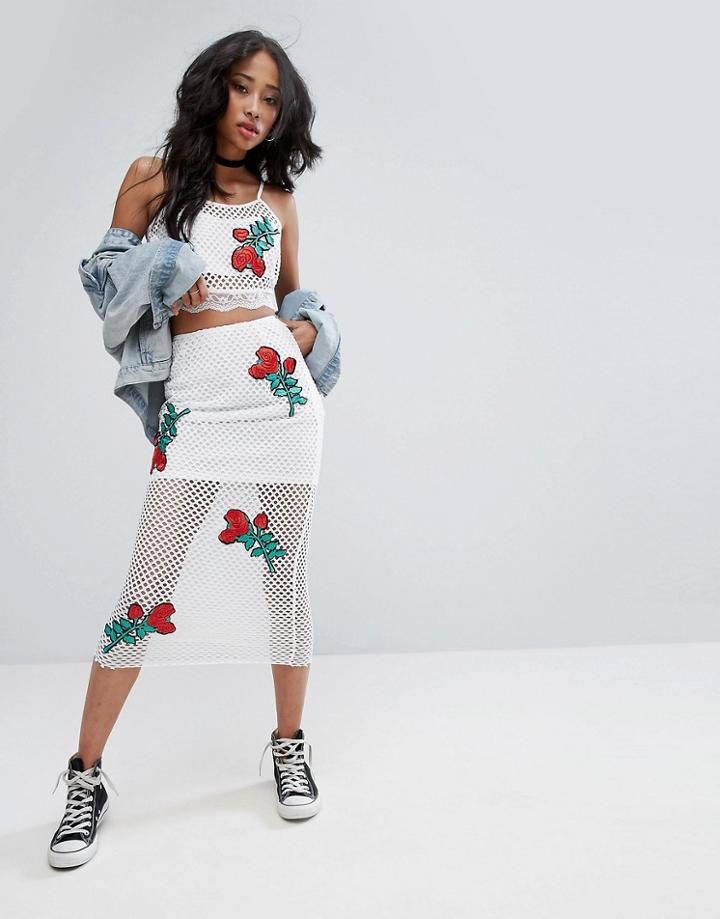 Prettylittlething Fishnet Floral Applique Midi Skirt - White