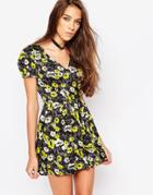 Motel Leah Dress In Floral Print - Aster Yellow