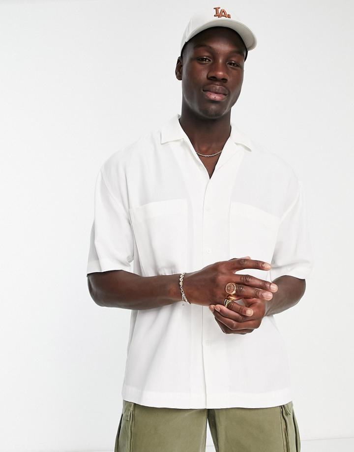 Bershka Short Sleeve Shirt In White