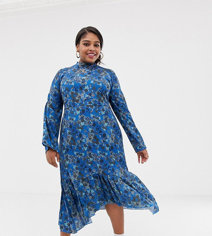 Lost Ink Plus Pleated Midi Dress In Bluebell Floral Print - Blue
