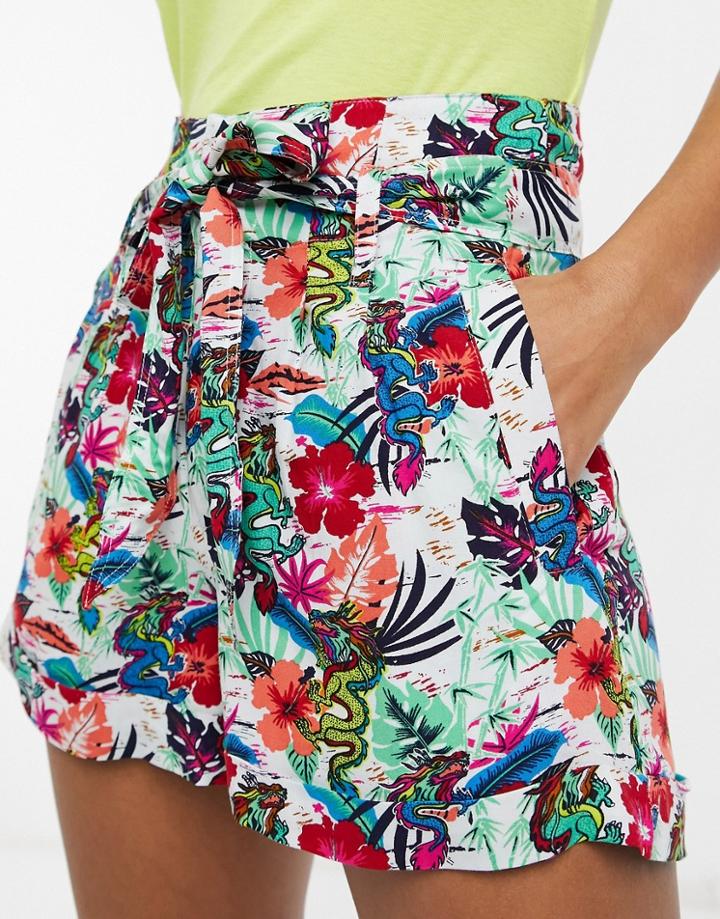 Noisy May High Waisted Belted Floral Shorts In All Over Floral Print-multi