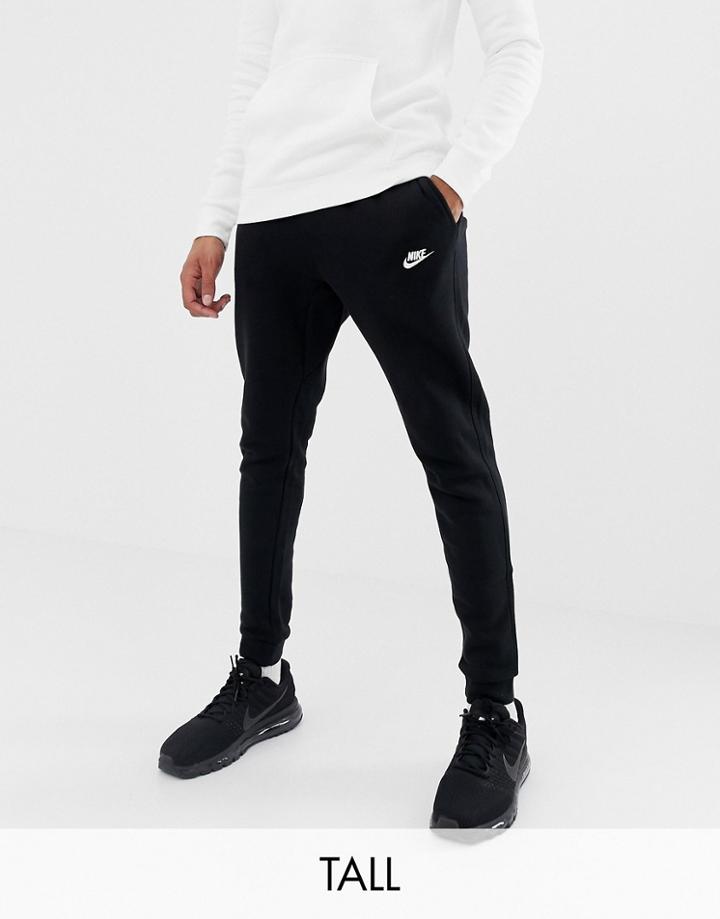 Nike Plus Club Sweatpants In Black