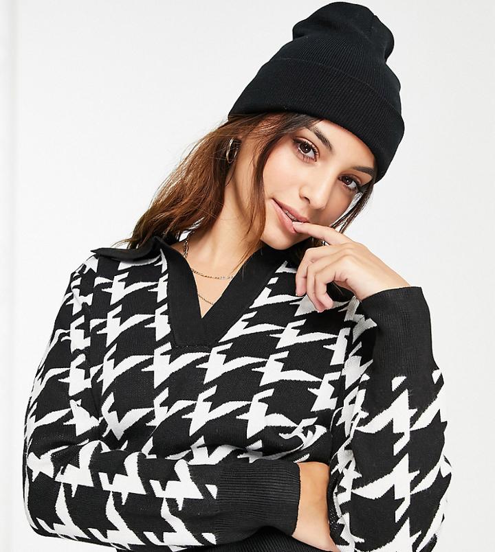 New Look Petite Polo Collar Sweater In Black Dogtooth